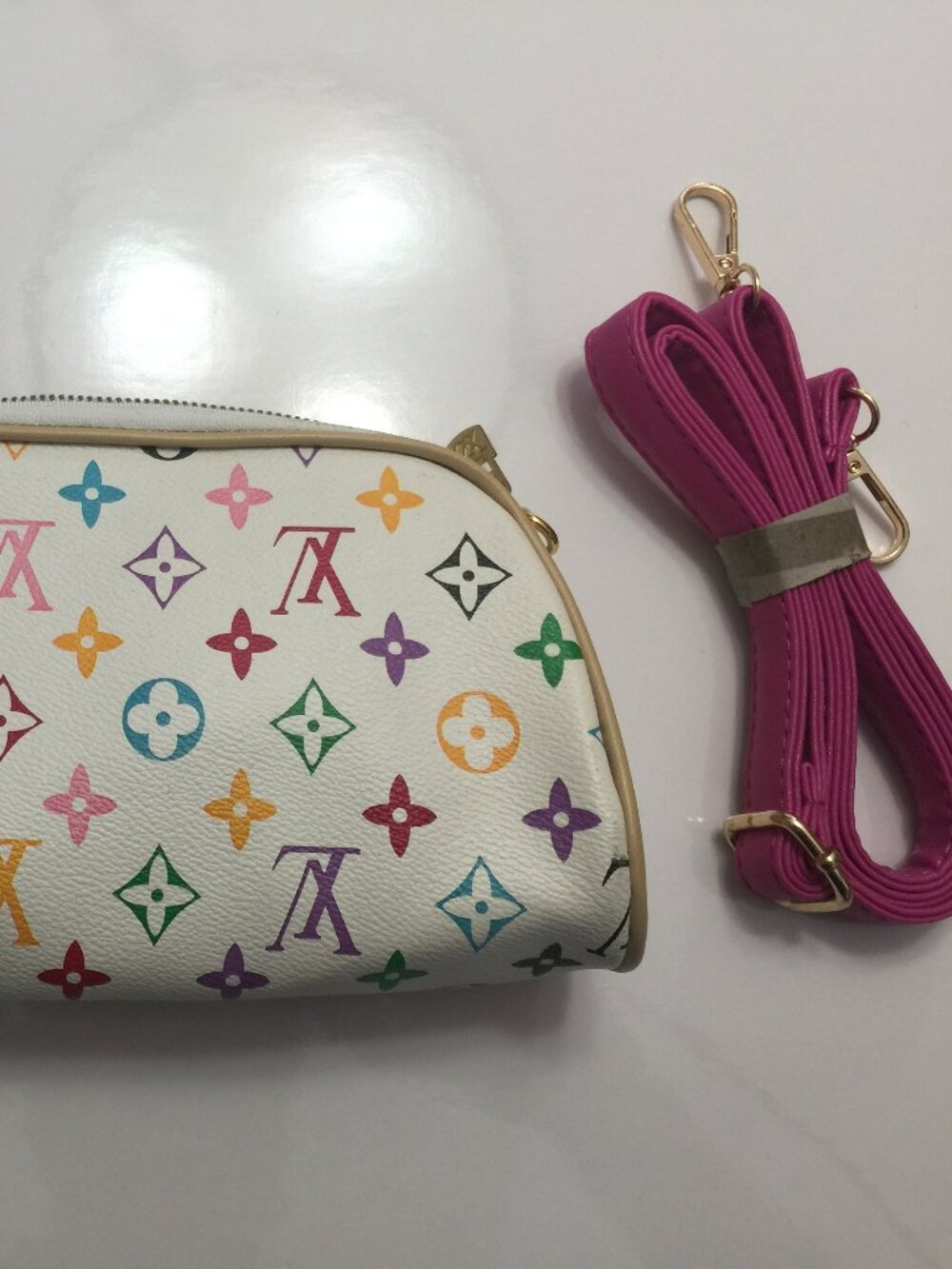 FASHION POUCH/ CROSSBODY - Picture 3 of 5